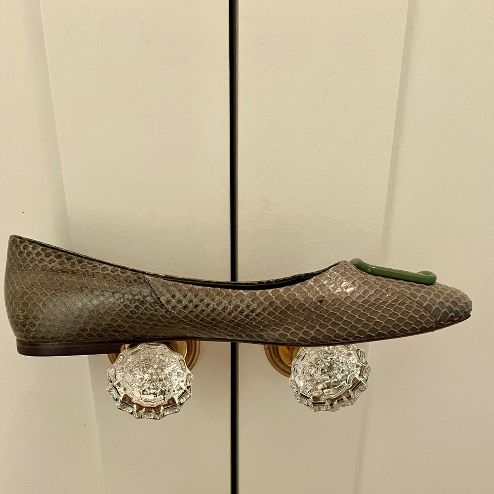 Tory Burch Green Snakeskin Women's Flats